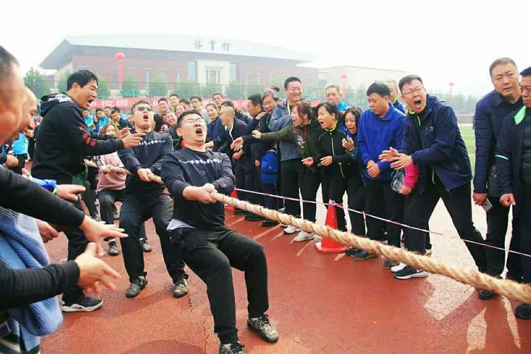 网球拍涂鸦用什么漆刷的